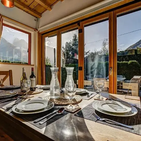 Alpins - Jacuzzi Parking Chalet